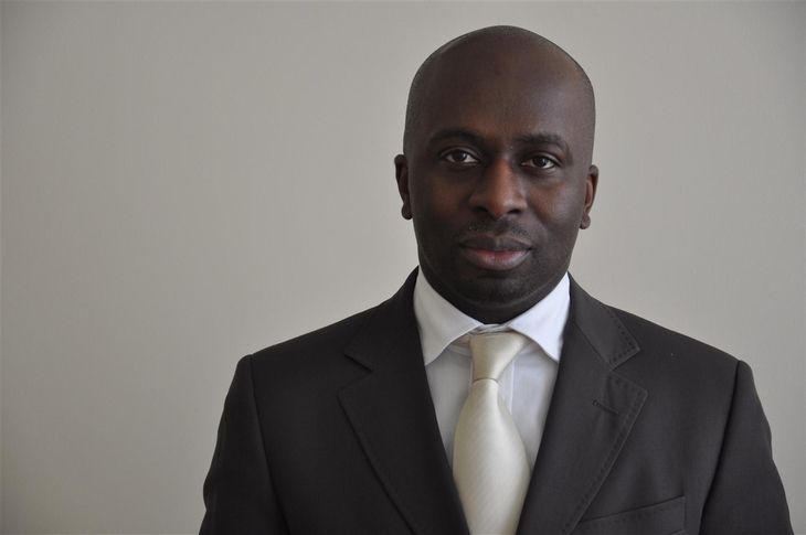 Grand-Bassam: Jean Louis Moulot  offre le premier arbre de Noël aux écoliers de Moossou